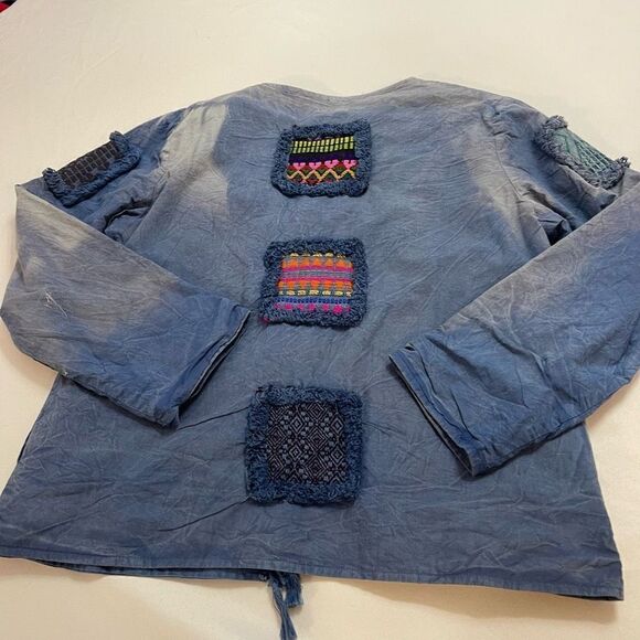 SACRED THREADS Women's Blue Chambray Patchwork Aztec Jacket Boho Sz L/XL - Picture 2 of 9
